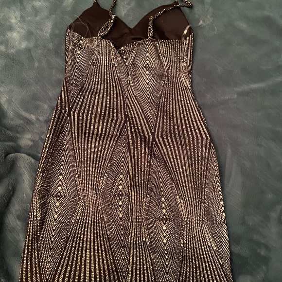 Sequence sparkly dress ! - Picture 3 of 5